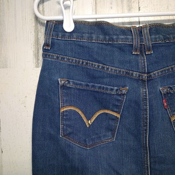 Levi's Women's Denim Pencil Skirt with Pockets and Back Slit | Size 4 | Y2K - Picture 7 of 9